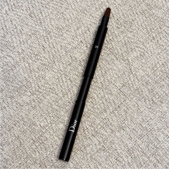 Dior Backstage Retractable Lip Brush No 31 - Picture 3 of 3